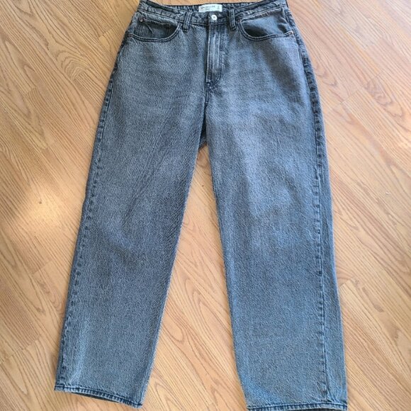 ABERCROMBIE & FITCH CURVE LOVE THE LOOSE HIGH RISE JEANS BAGGY RIGID DENIM sz 30 - Picture 2 of 7
